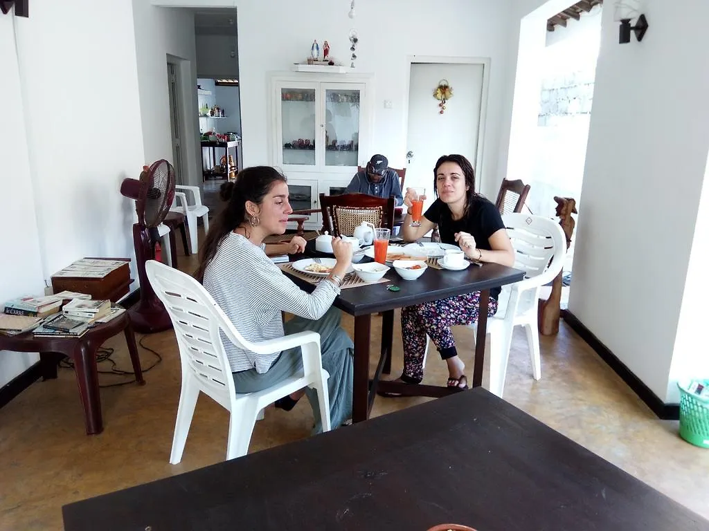 The Sea House Guest House Negombo
